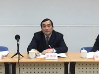 张伟滨副主委参加上海市政协十三届一次会议分组讨论